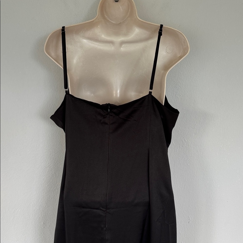 Lulus black satin spaghetti strap cowl neck midi length wrap slit dress XL - Picture 8 of 11